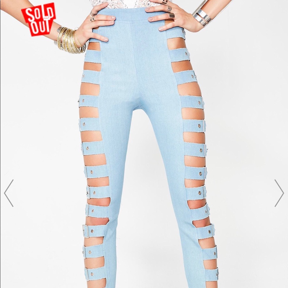 Hot and Delicious Belted Leggings M